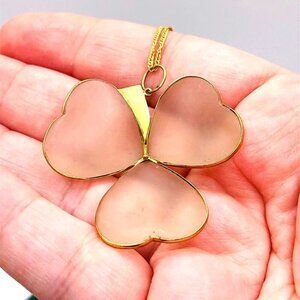 Womens Necklace 14K Gold Camphor 3 Leaf Clover Pendant Vintage Antique